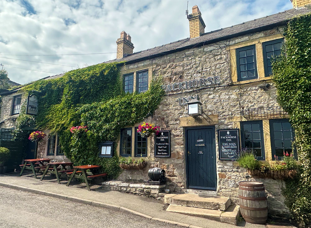 packhorse inn | Castle Cliffe